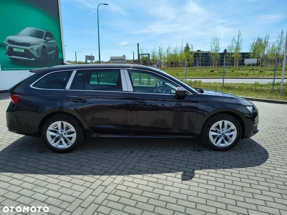 Skoda Octavia 1.5 TSI mHEV Selection DSG - 8