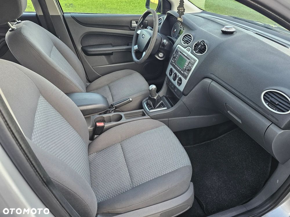 Ford Focus - 17