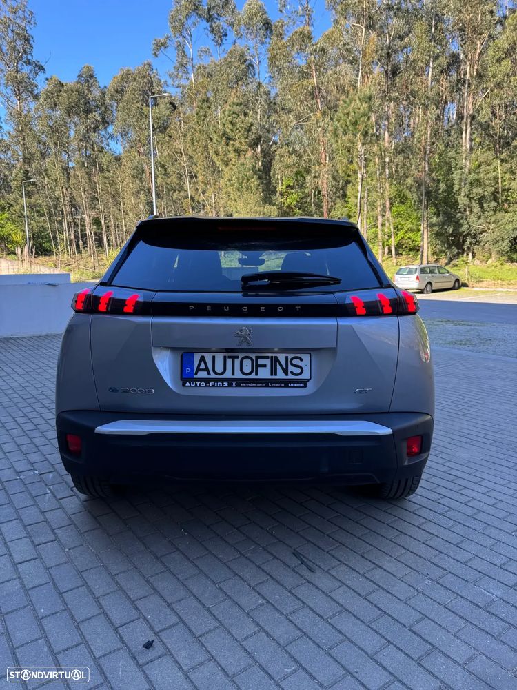Peugeot e-2008 50 kWh GT - 4