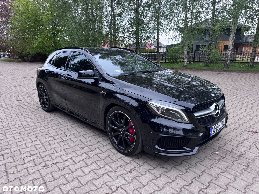 Mercedes-Benz GLA - 7