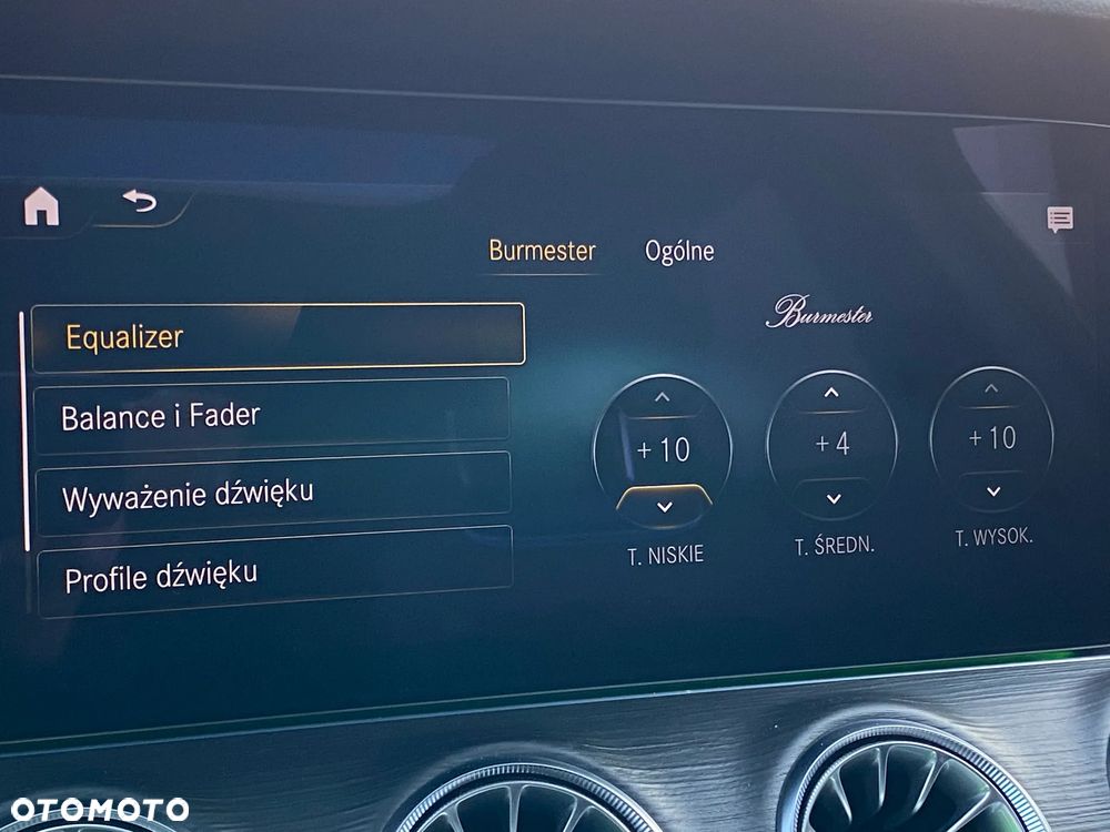 Mercedes-Benz AMG GT 43 4Matic+ Speedshift TCT 9G - 40