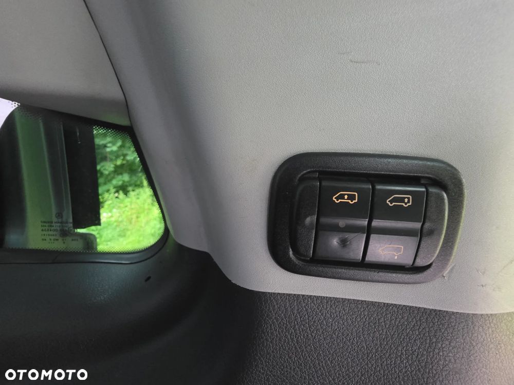 Mercedes-Benz Viano 3.0 CDI lang Automatik X-CLUSIVE DPF - 14