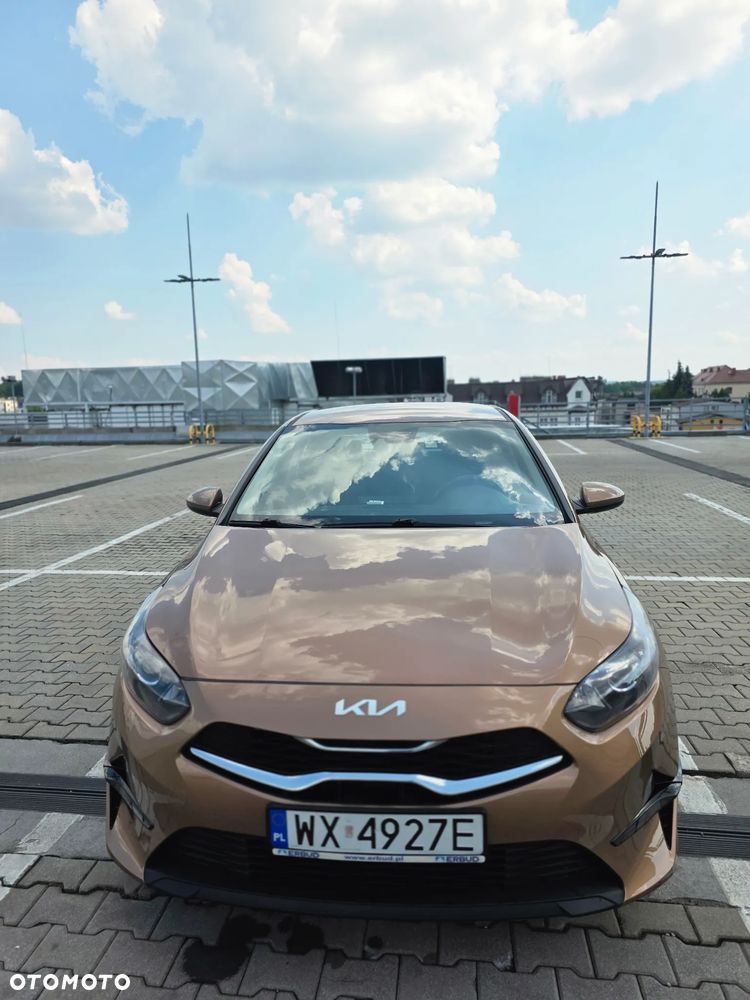 Kia Ceed 1.5 T-GDI M - 12
