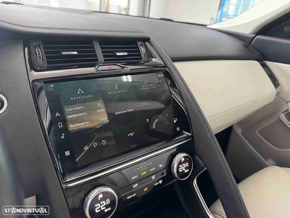 Jaguar E-Pace 1.5 P160 S Aut. - 21