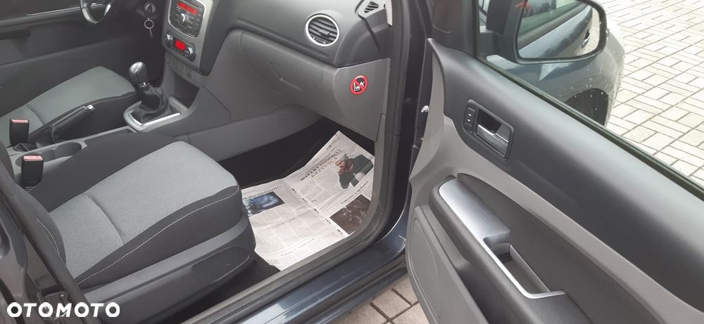 Ford Focus 1.6 TDCi Style - 18