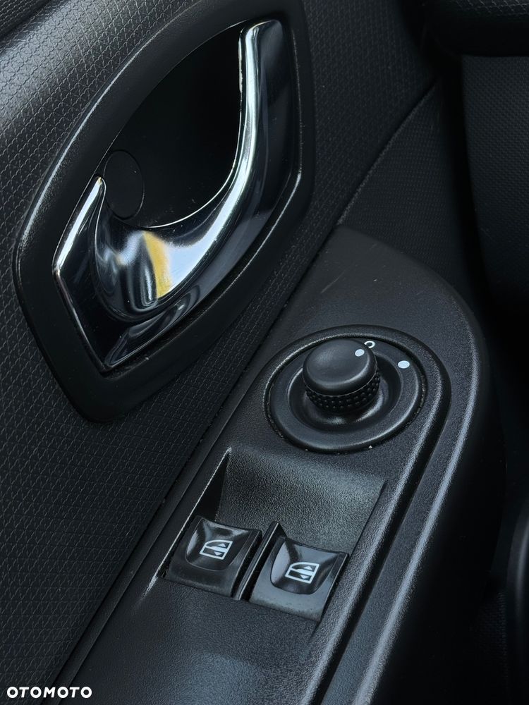 Renault Clio 1.2 16V Life - 14