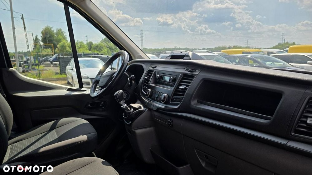 Ford Transit - 15
