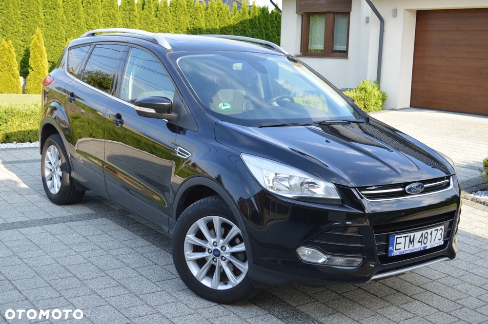 Ford Kuga 1.5 EcoBoost 2x4 Titanium - 3