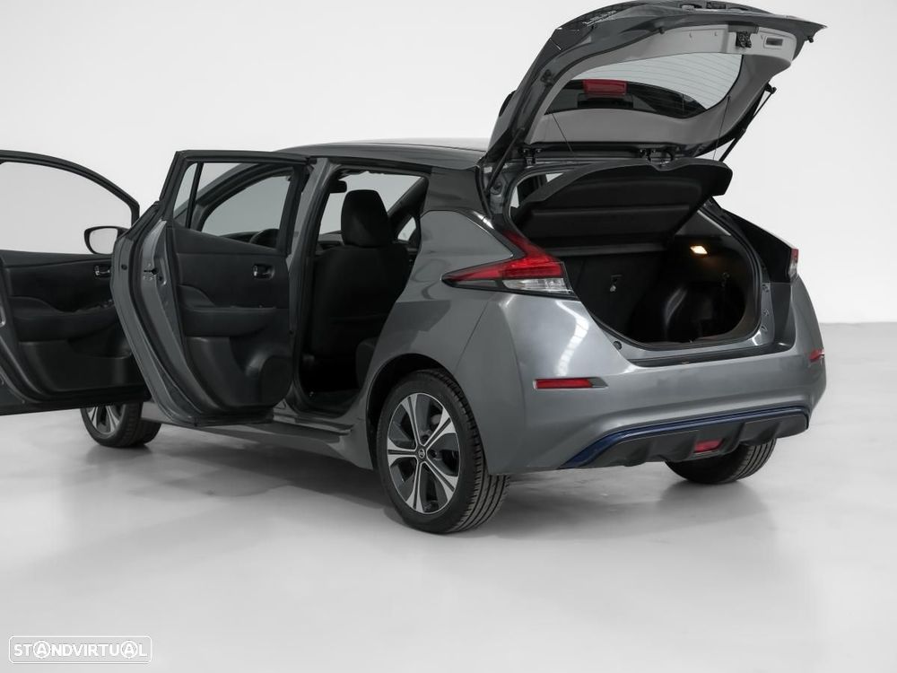 Nissan Leaf - 5
