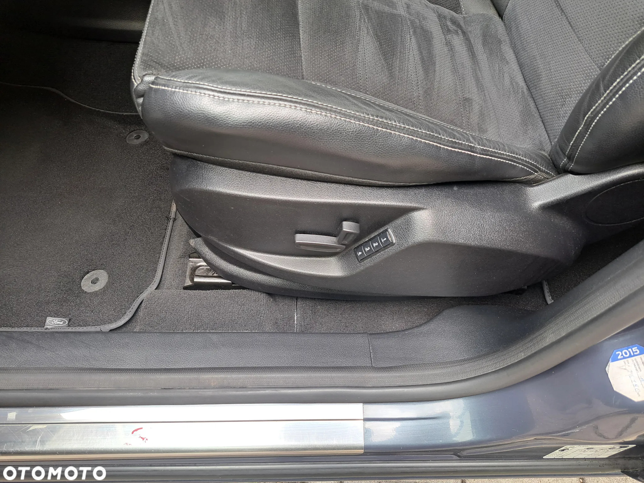 Ford S-Max - 26