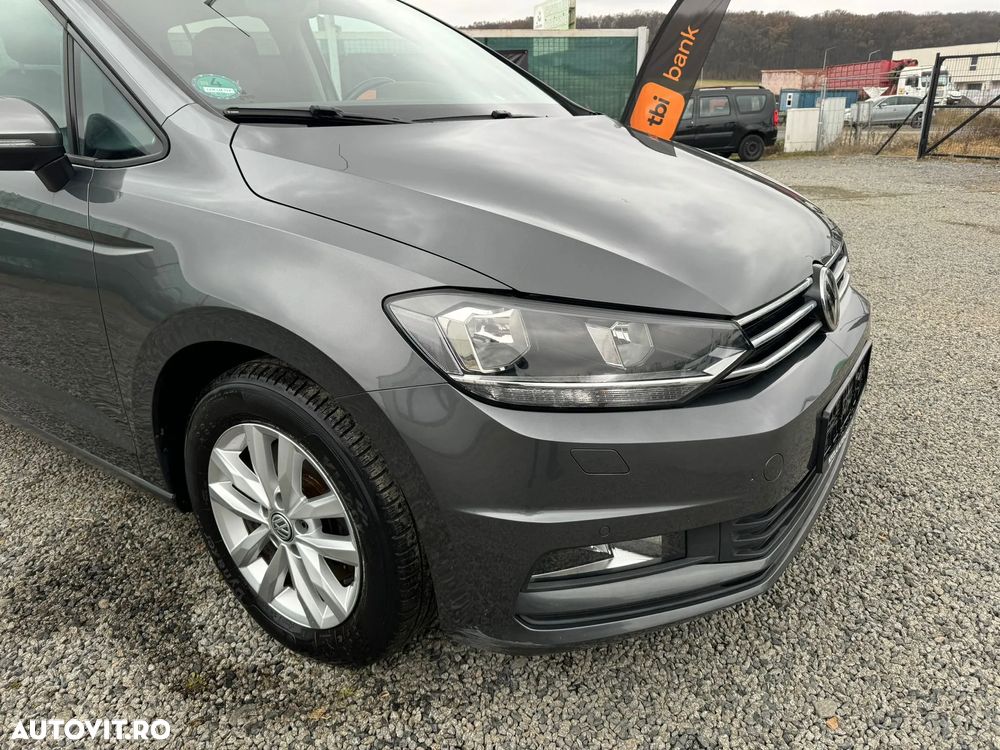 Volkswagen Touran 1.4 TSI DSG Comfortline - 9