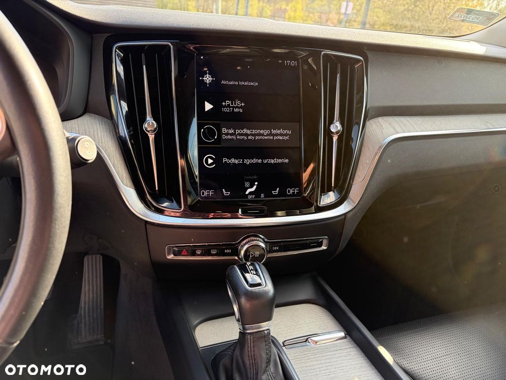 Volvo V60 Cross Country D4 AWD - 16