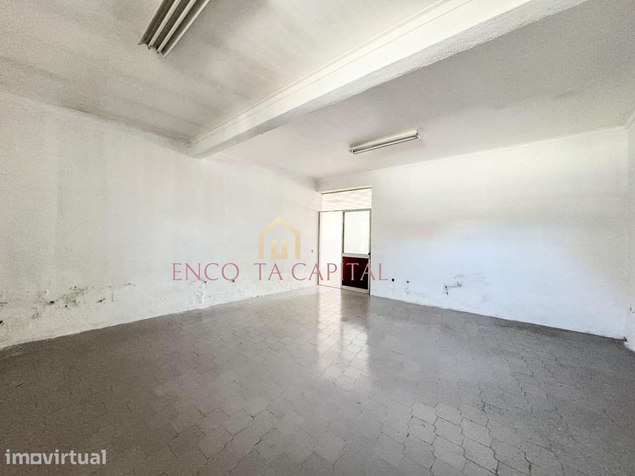 Loja com Projeto para Habitação | 103,71 m2 - Grande imagem: 5/14