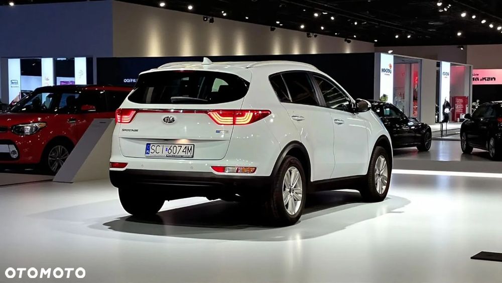 Kia Sportage 1.6 GDI 2WD Dream-Team Edition - 6