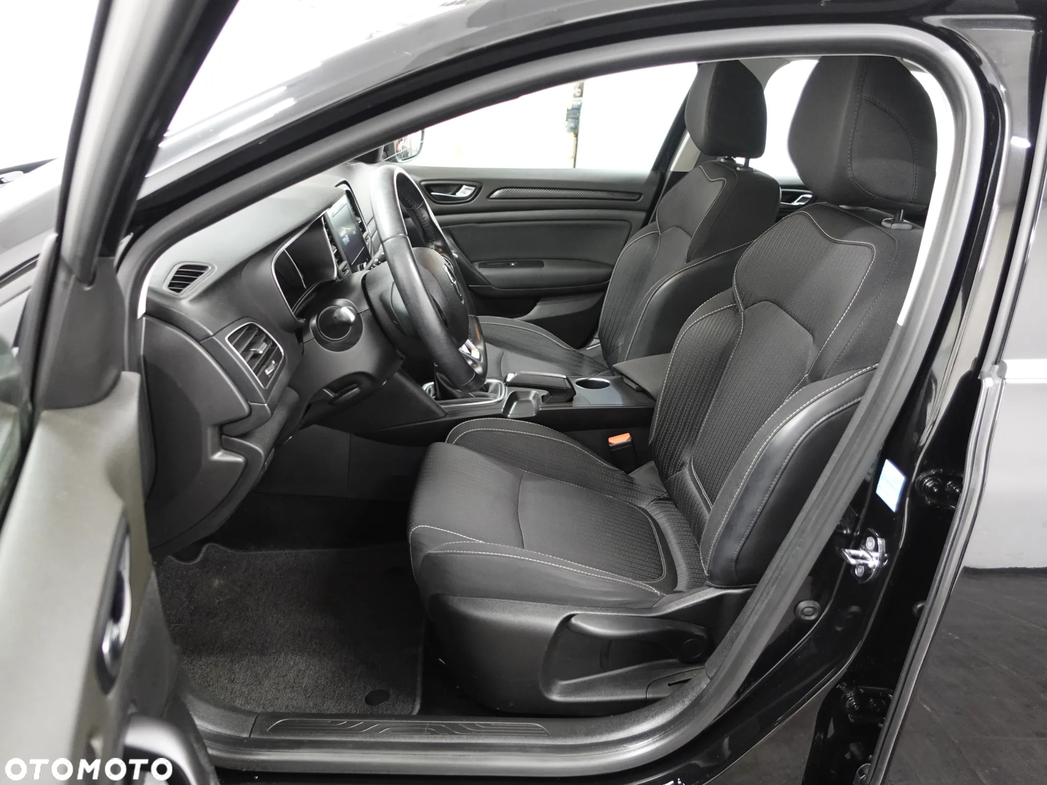 Renault Megane 1.2 Energy TCe Intens - 21