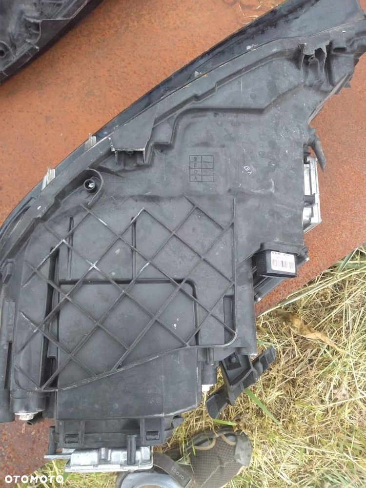 LAMPA PRZEDNIA PRAWA TOUAREG II LIFT 7P 7P1941752B XENON LED VOLKSWAGEN 2014-2018 - 7