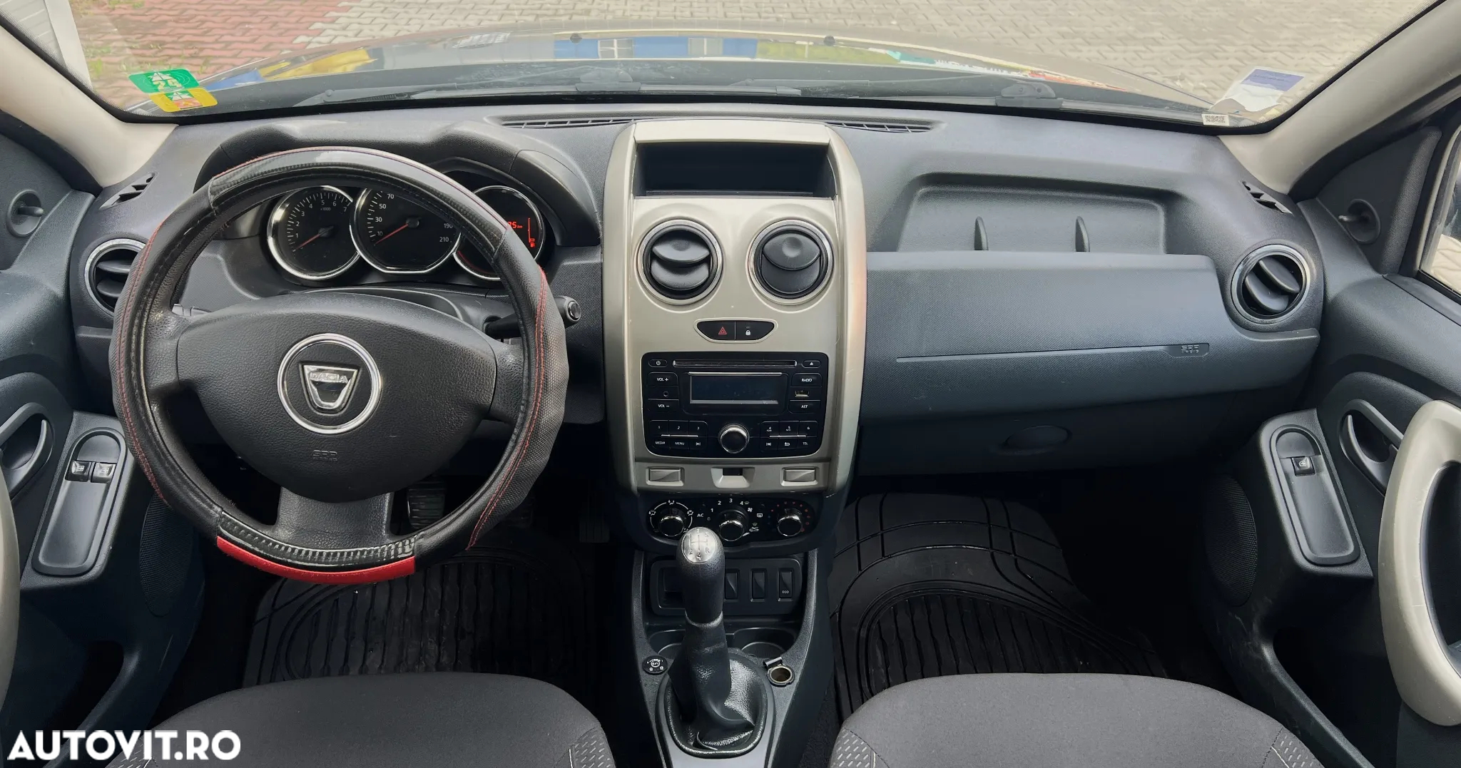 Dacia Duster 1.6 4x2 Ambiance - 8