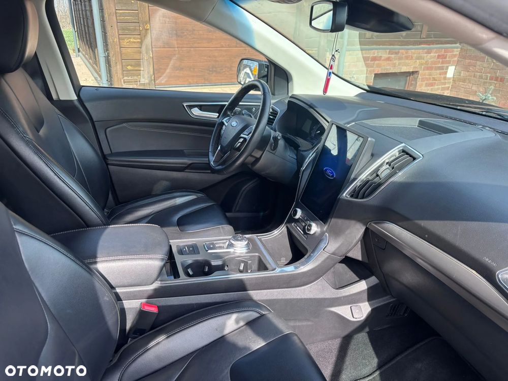 Ford Edge - 10