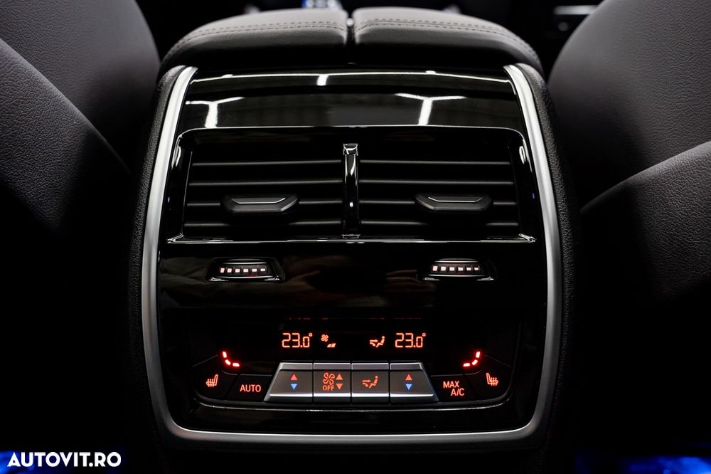 BMW X6 xDrive40i AT MHEV - 18