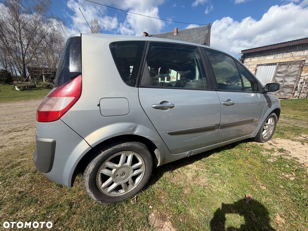 Renault Scenic 1.9 dCi Confort Privilege - 8
