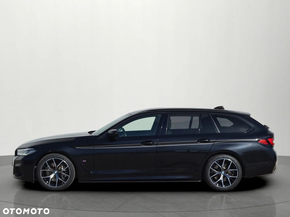 BMW Seria 5 530d xDrive mHEV M Sport sport - 4