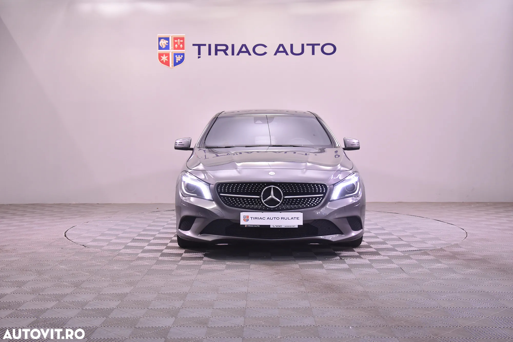 Mercedes-Benz CLA 220 d Aut. - 8