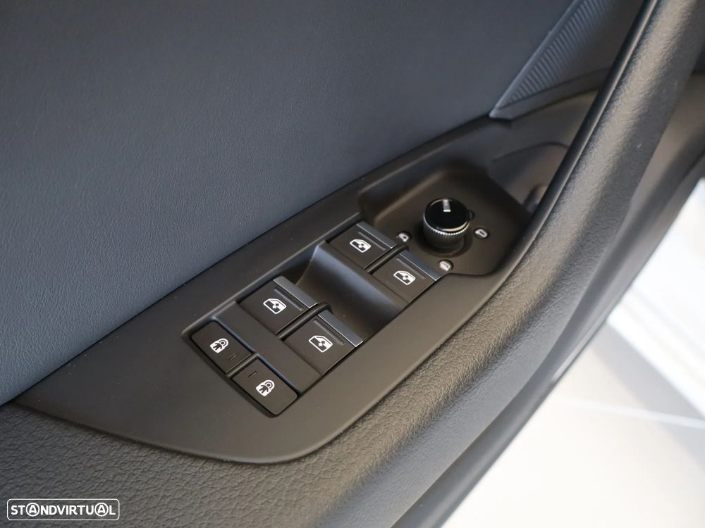 Audi A6 55 TFSI e quattro S tronic S line - 25