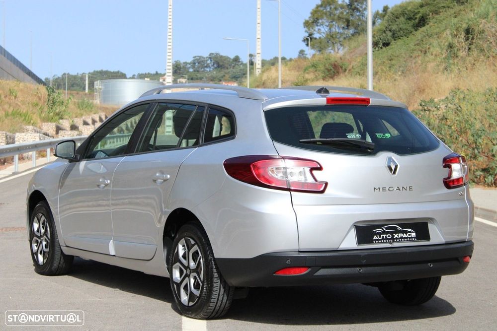 Renault Mégane Sport Tourer 1.5 dCi Intens - 4