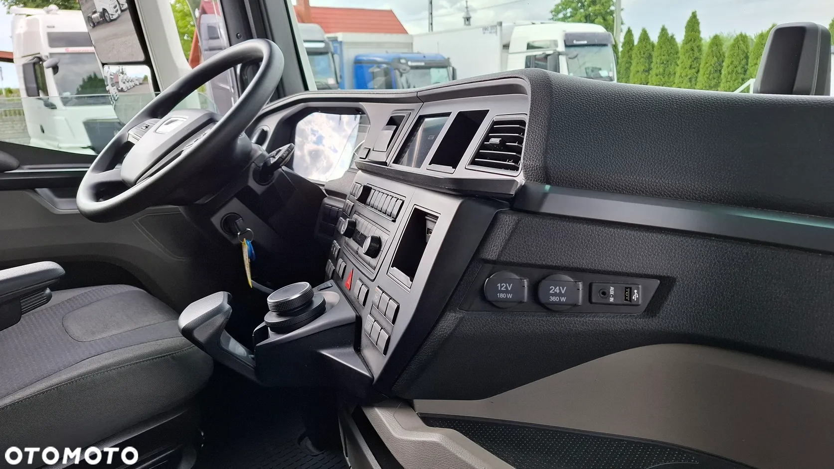 MAN TGX 18.470 BL SA / GX / STANDARD / RETARDER / SALON PL - 28