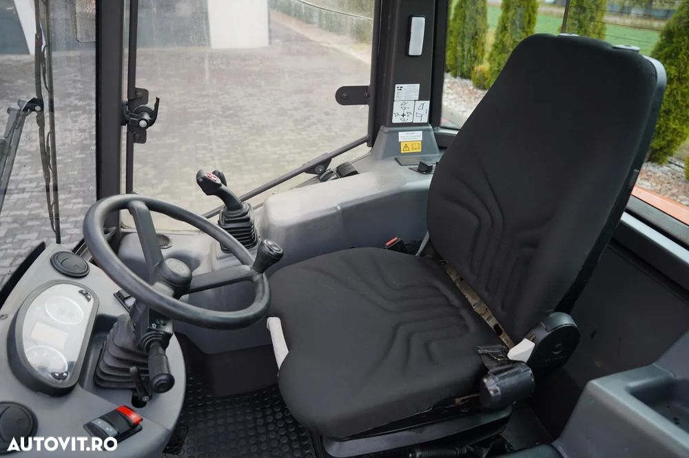 Hitachi ZW95 / ÎNCĂRCĂTOR PE ROȚI / 2020 / FURCĂ PENTRU PALEȚI - 29