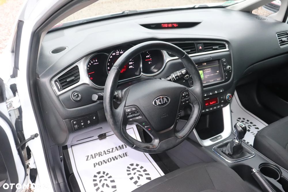Kia Ceed 1.6 GDI Spirit - 30