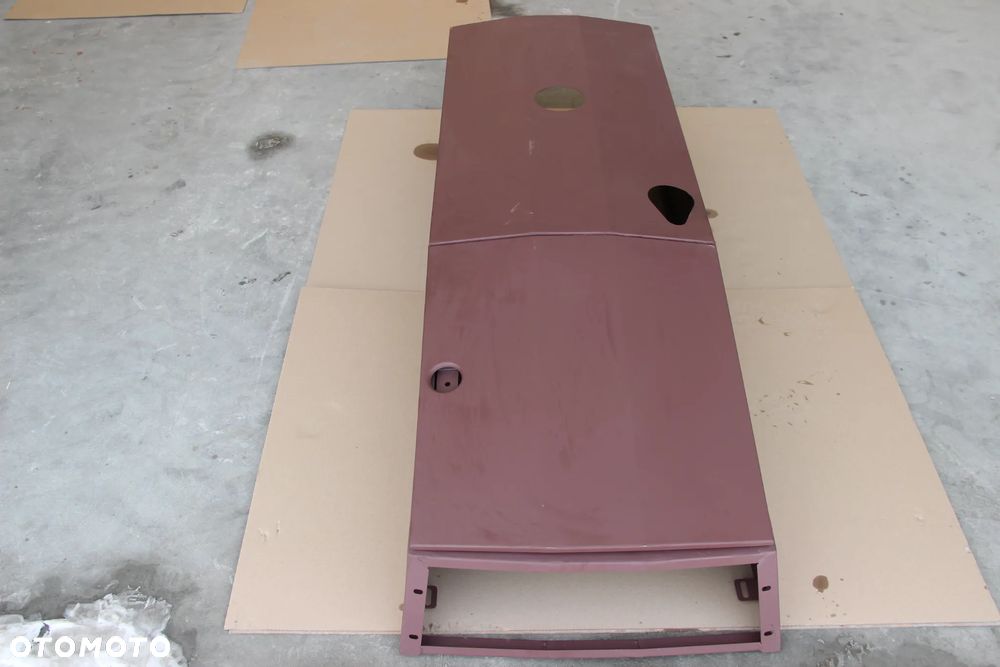 Płaszcz maski silnika ursus C-385 902 pochodne górna część maski  83305050 - 3