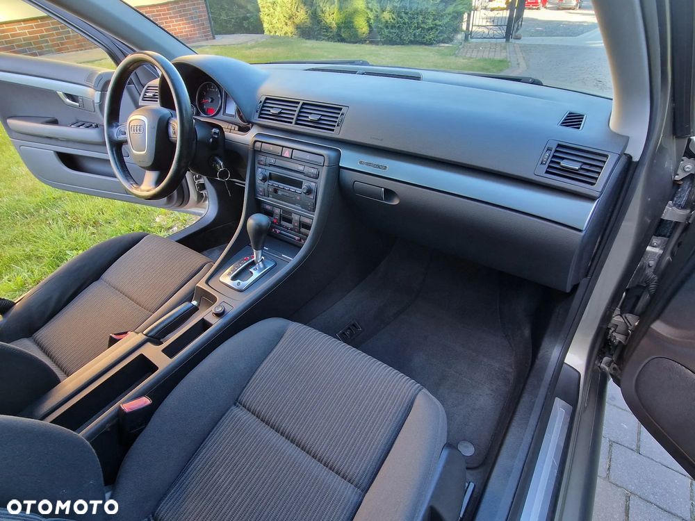Audi A4 Avant 3.2 FSI quattro tiptronic - 23