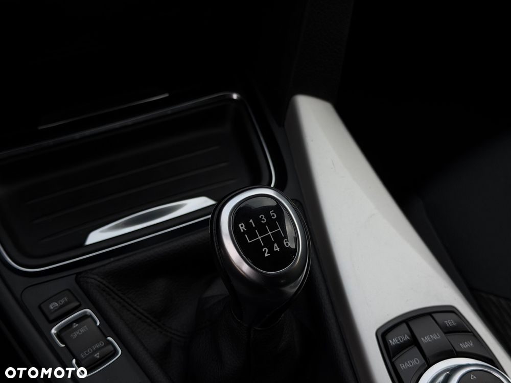 BMW Seria 3 316d EU6 - 30