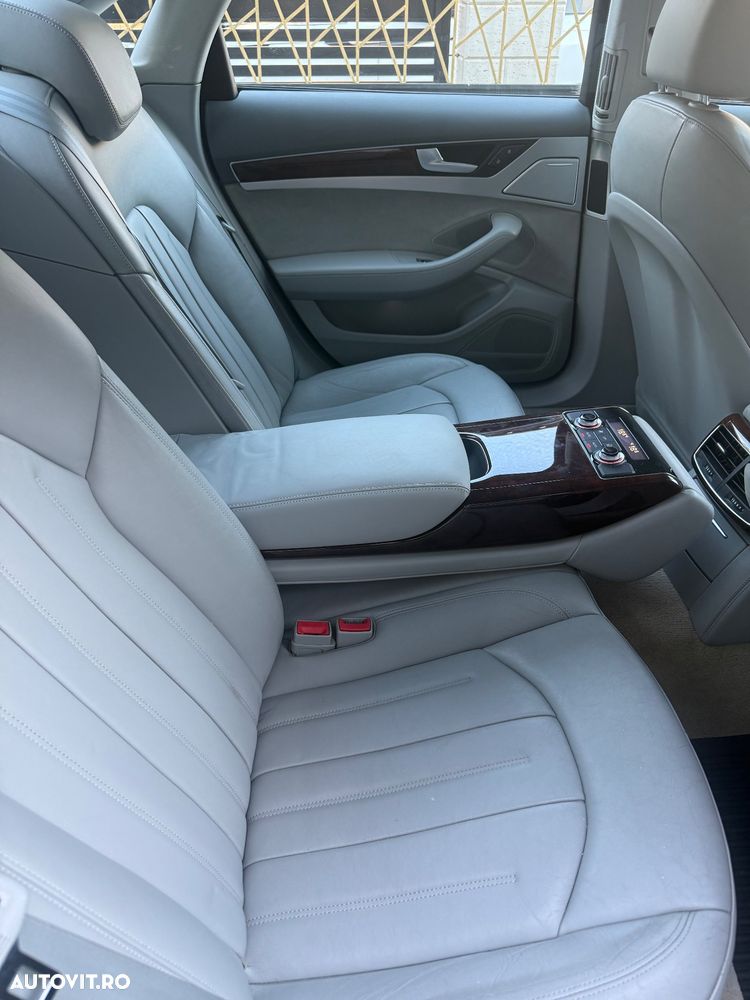 Audi A8 3.0 TDI DPF clean quattro tiptronic - 5