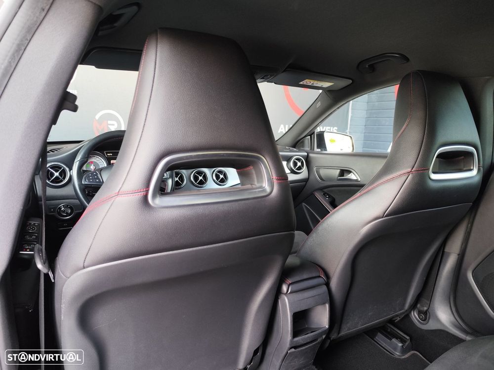 Mercedes-Benz CLA 200 - 29