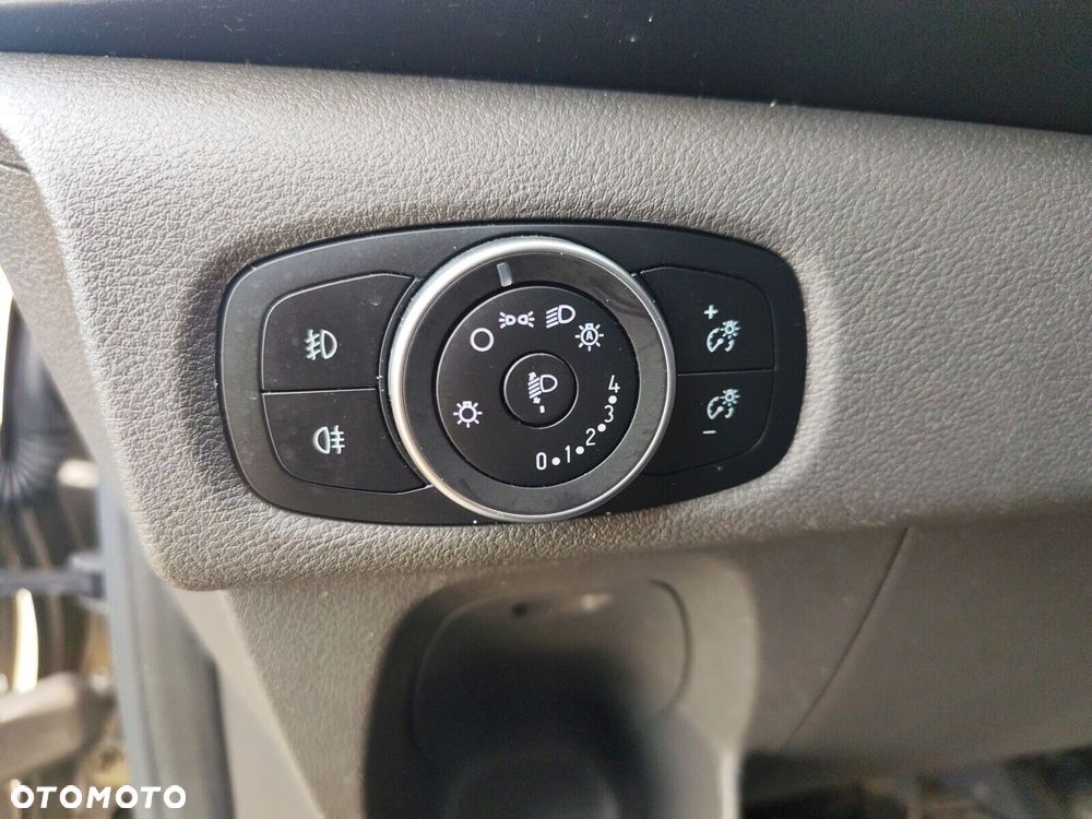 Ford transit-custom - 13