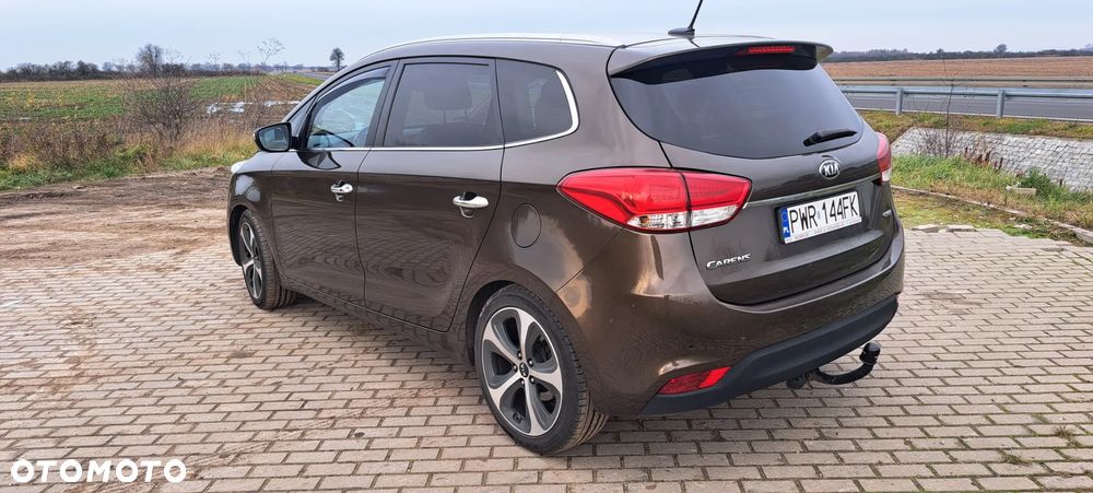 Kia Carens 1.7 CRDi XL 7os - 19