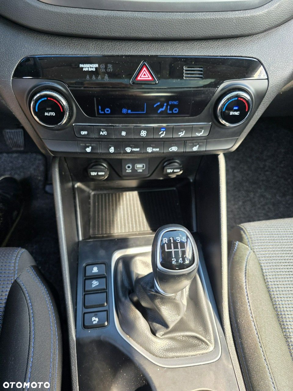 Hyundai Tucson 1.6 GDi 2WD Premium - 33