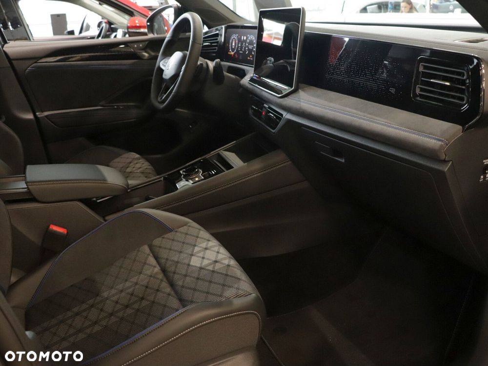 Volkswagen Tiguan - 22