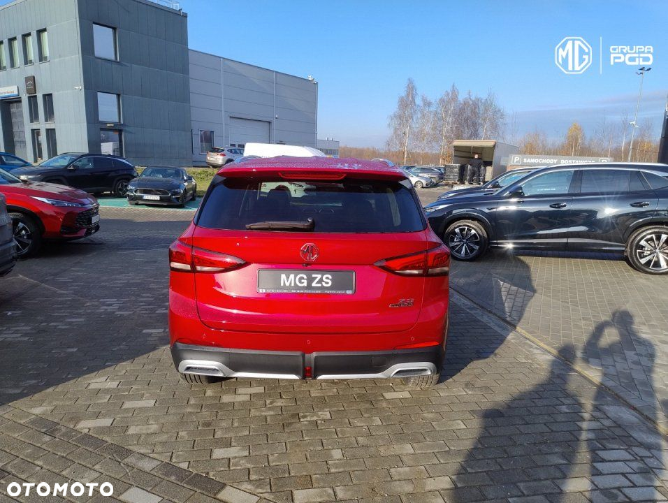 MG ZS - 5