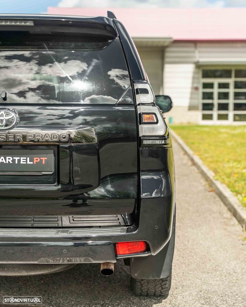 Toyota Land Cruiser Prado - 6
