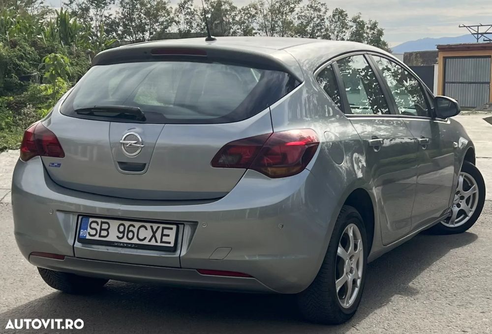 Opel Astra 1.7 CDTI Caravan DPF - 4