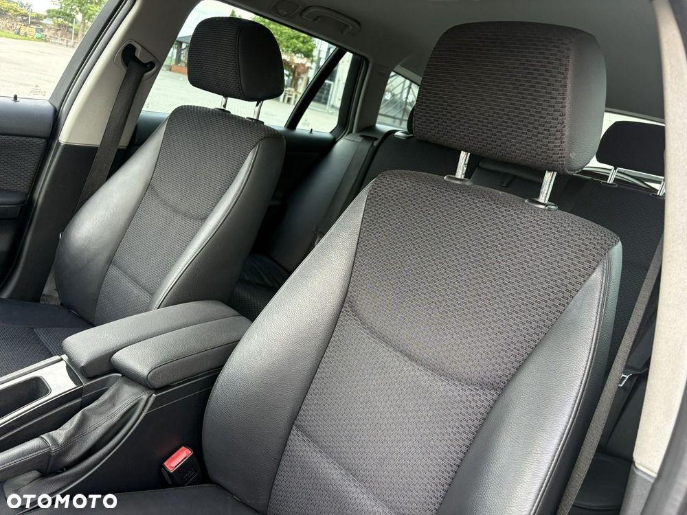 BMW Seria 3 320d - 21