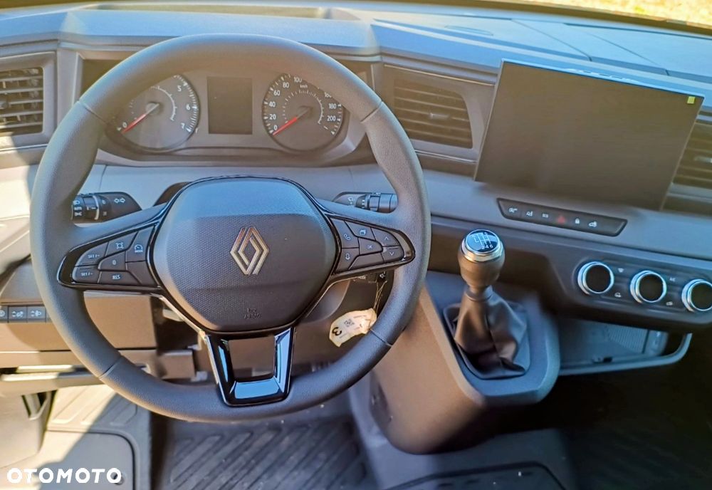 Renault Nowy Master - 19