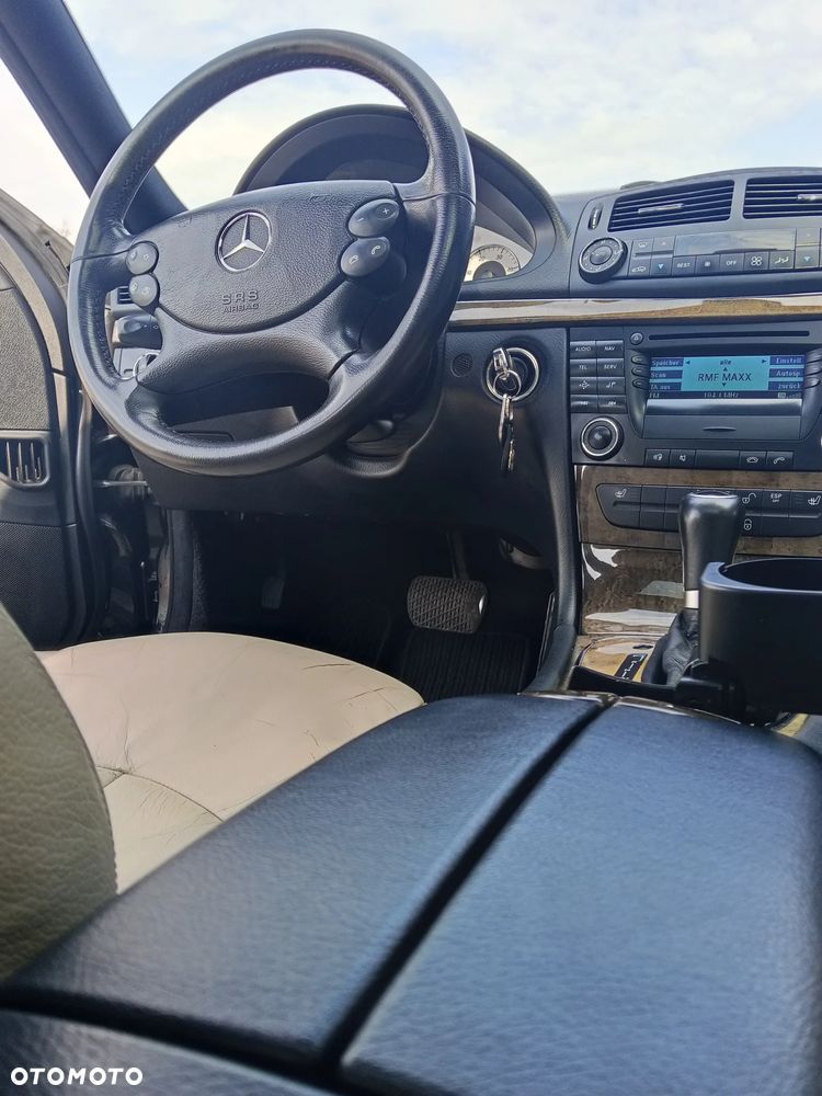 Mercedes-Benz Klasa E - 8