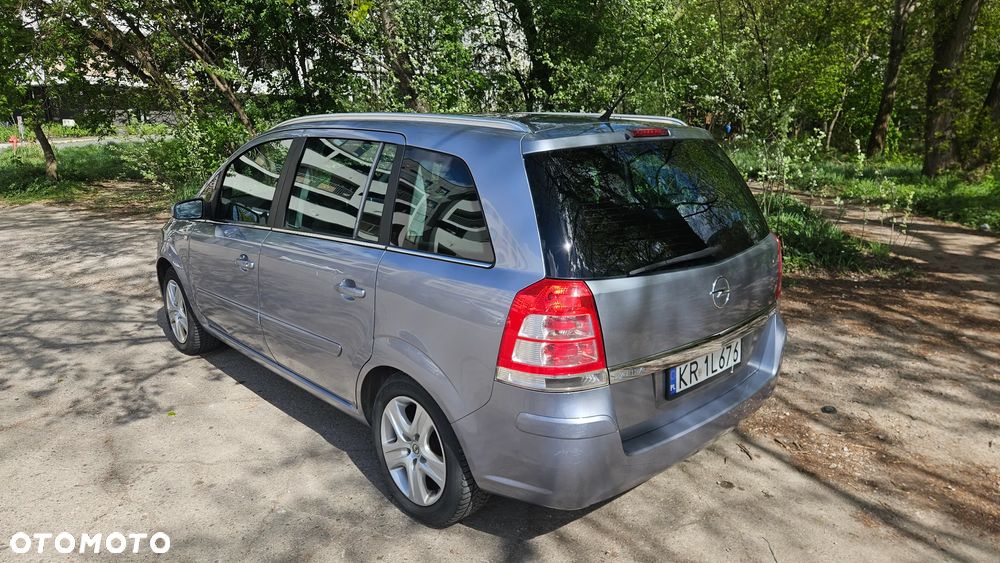 Opel Zafira 1.6 Enjoy - 7