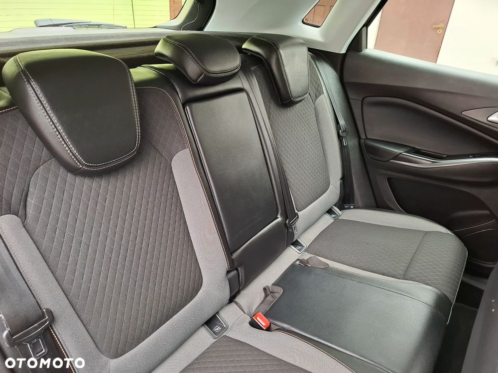 Opel Grandland X 1.2 Start/Stop Automatik Business INNOVATION - 17