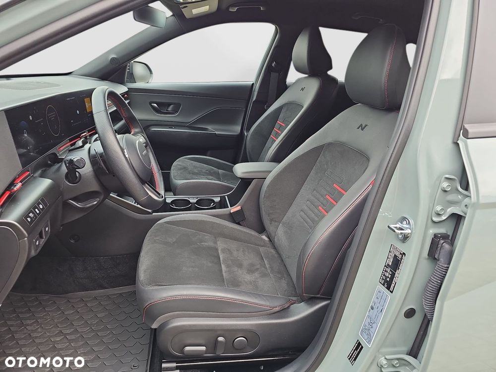 Hyundai Kona - 24