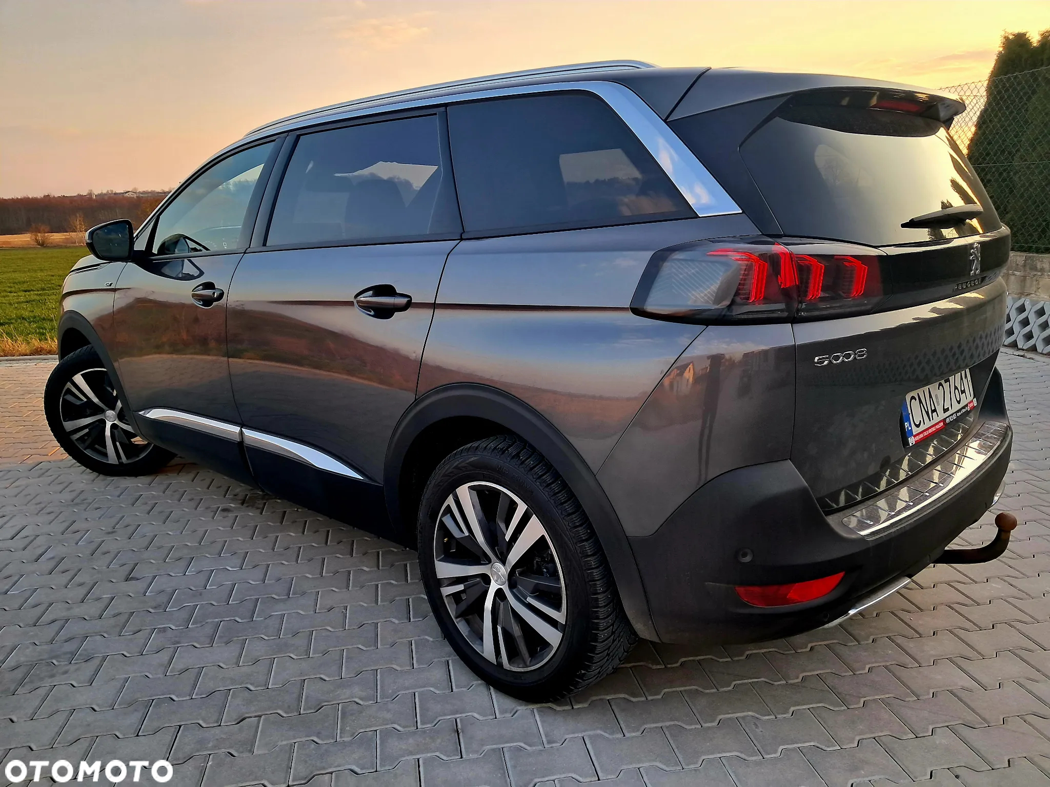 Peugeot 5008 - 12